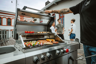 Enders Kansas II Pro 4 Sik Profi Turbo Gas Grill with Turbo Zone, Sink and Side Stove, Steel Colours